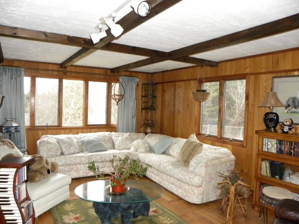 65 Prindle Hill Road Charlton, MA 01507 - Photo 8 of 30 Gallery Image 8