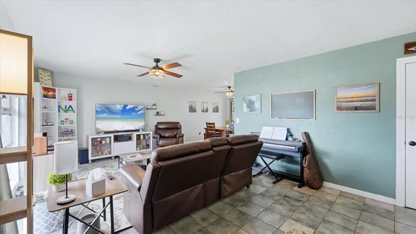$215,000 | 2704 52nd Ave Terrace West, Bradenton, FL 34207