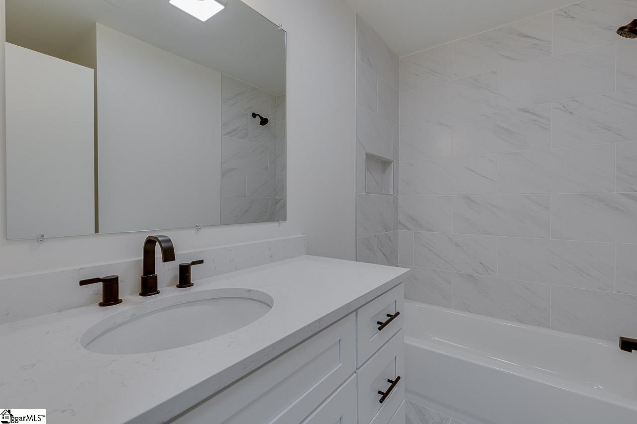 104 Windamere Road Easley, SC 29640 - Photo 19 of 38