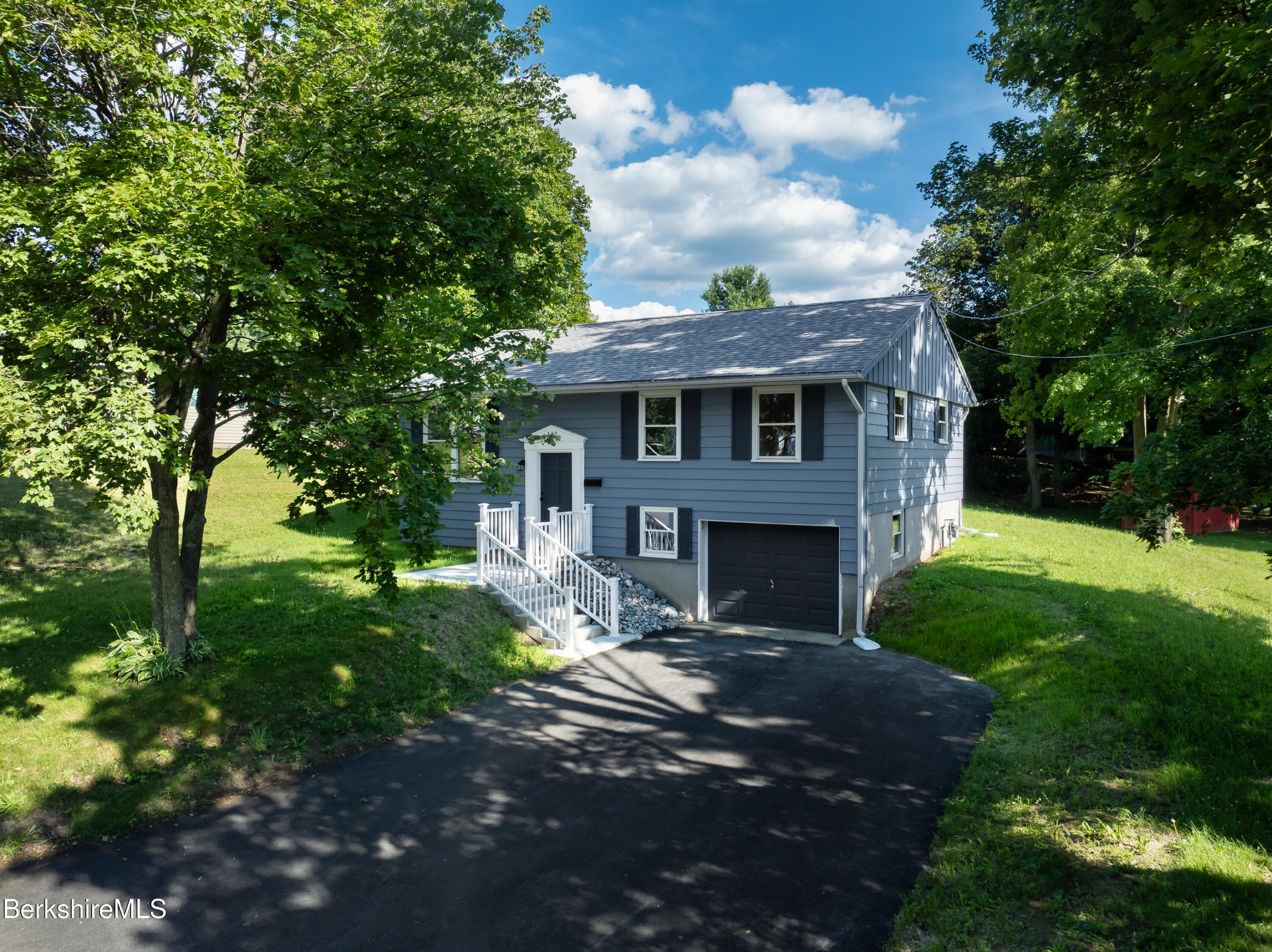 142 Franklin Street North Adams, MA 01247 - Photo 2 of 27 142-Franklin-2
