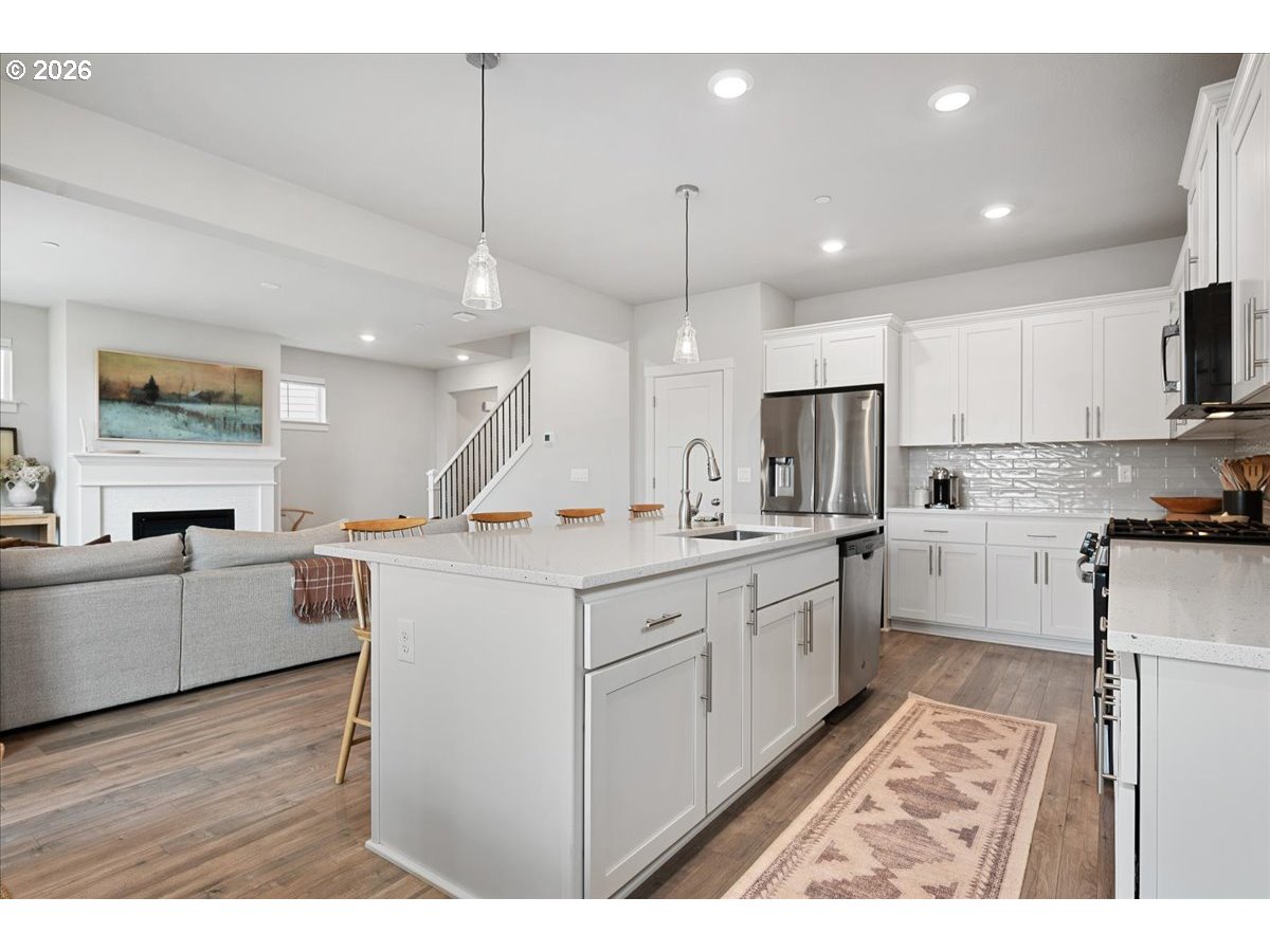 6439 North 87th Court Camas, WA 98607 - Photo 12 of 48