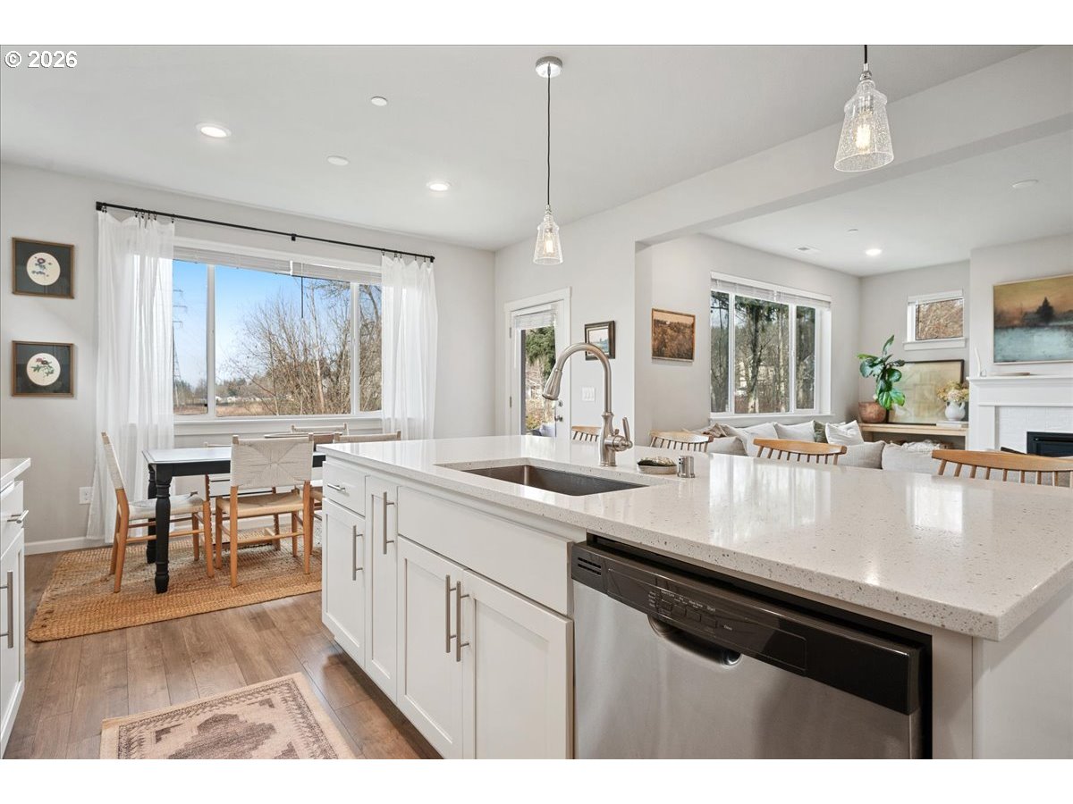 6439 North 87th Court Camas, WA 98607 - Photo 14 of 48