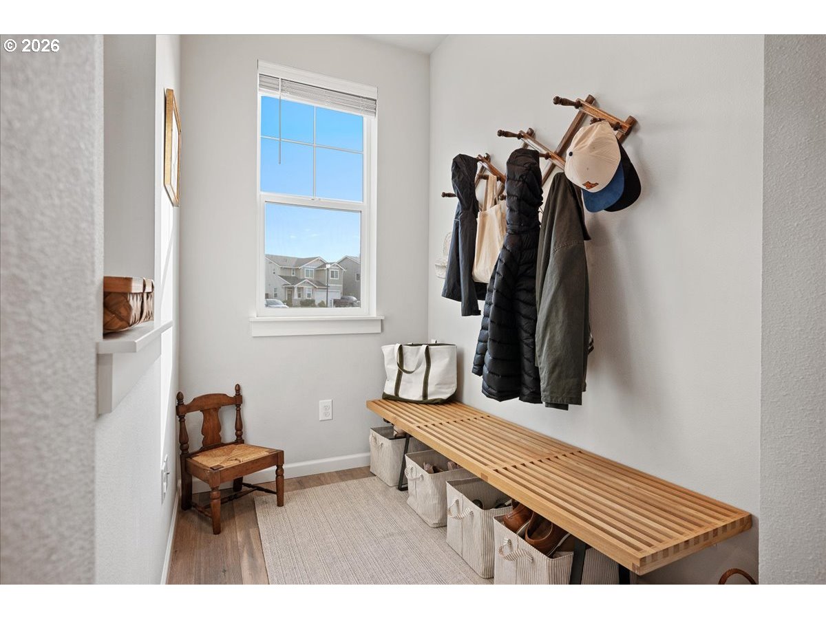 6439 North 87th Court Camas, WA 98607 - Photo 5 of 48