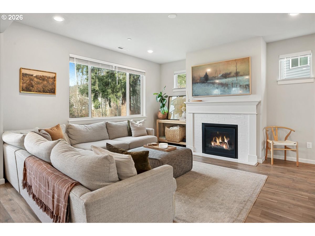 6439 North 87th Court Camas, WA 98607 - Photo 7 of 48