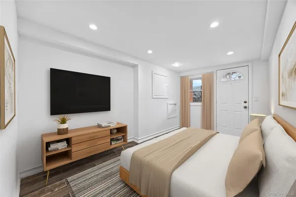 $829,000 | 3121 Mickle Avenue | Baychester