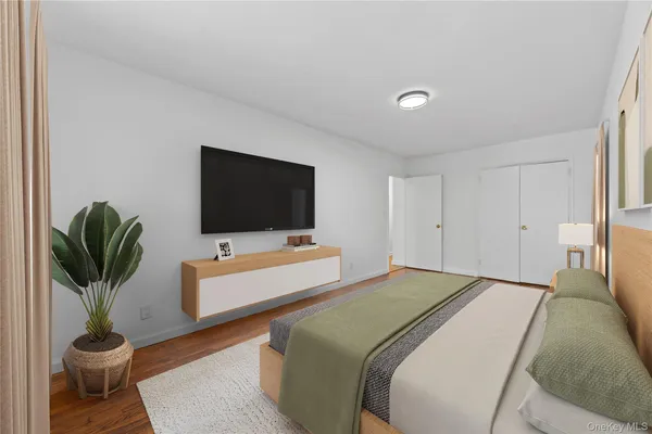 $829,000 | 3121 Mickle Avenue | Baychester