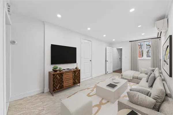 $829,000 | 3121 Mickle Avenue | Baychester