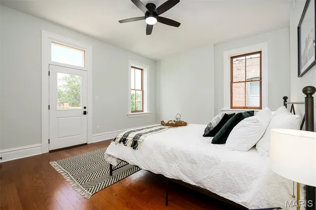 $370,000 | 3435 Oregon Avenue, St. Louis, MO 63118