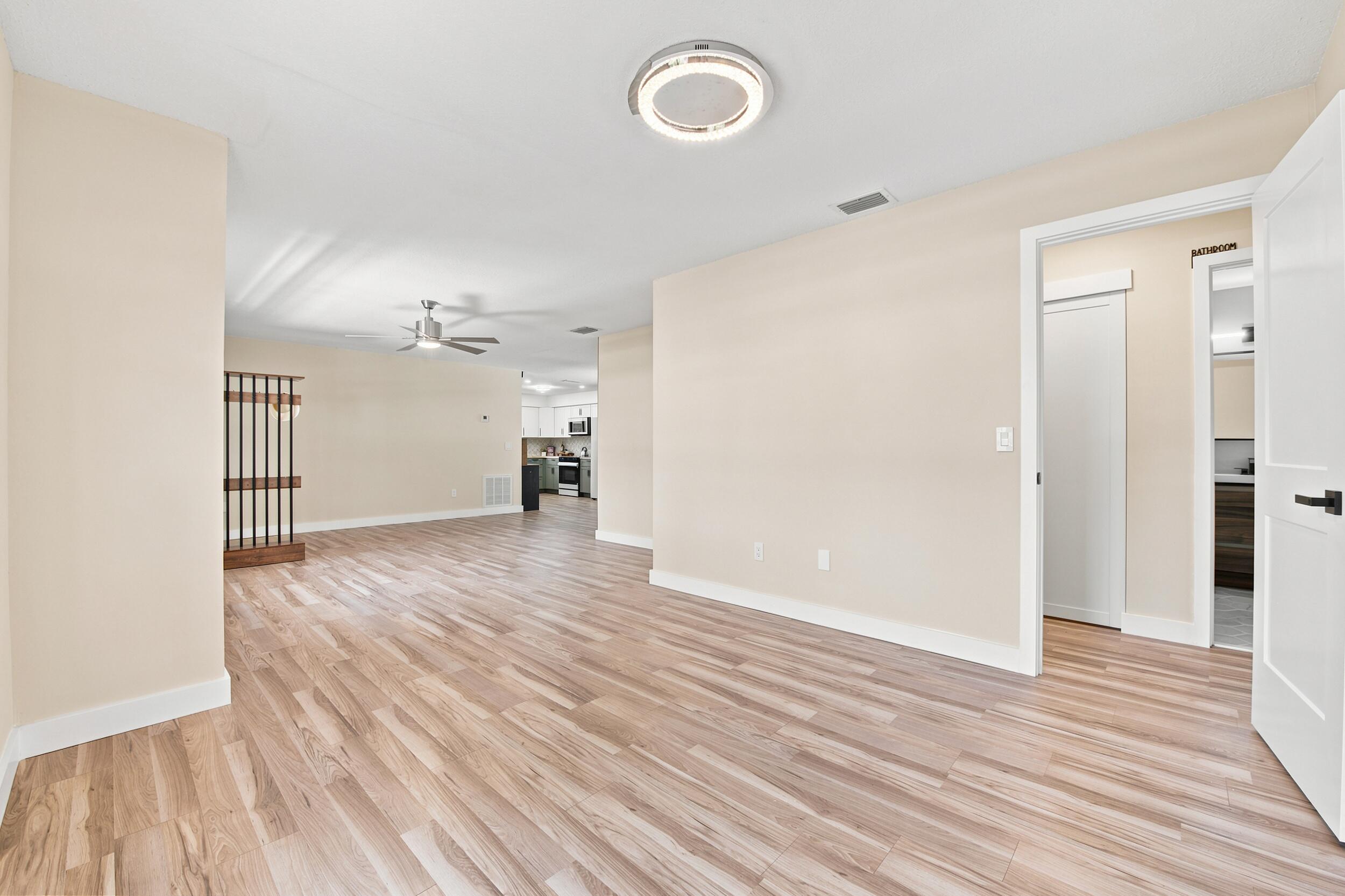 10660 Emperor Street Boca Raton, FL 33428 - Photo 3 of 25 15__dsc3800