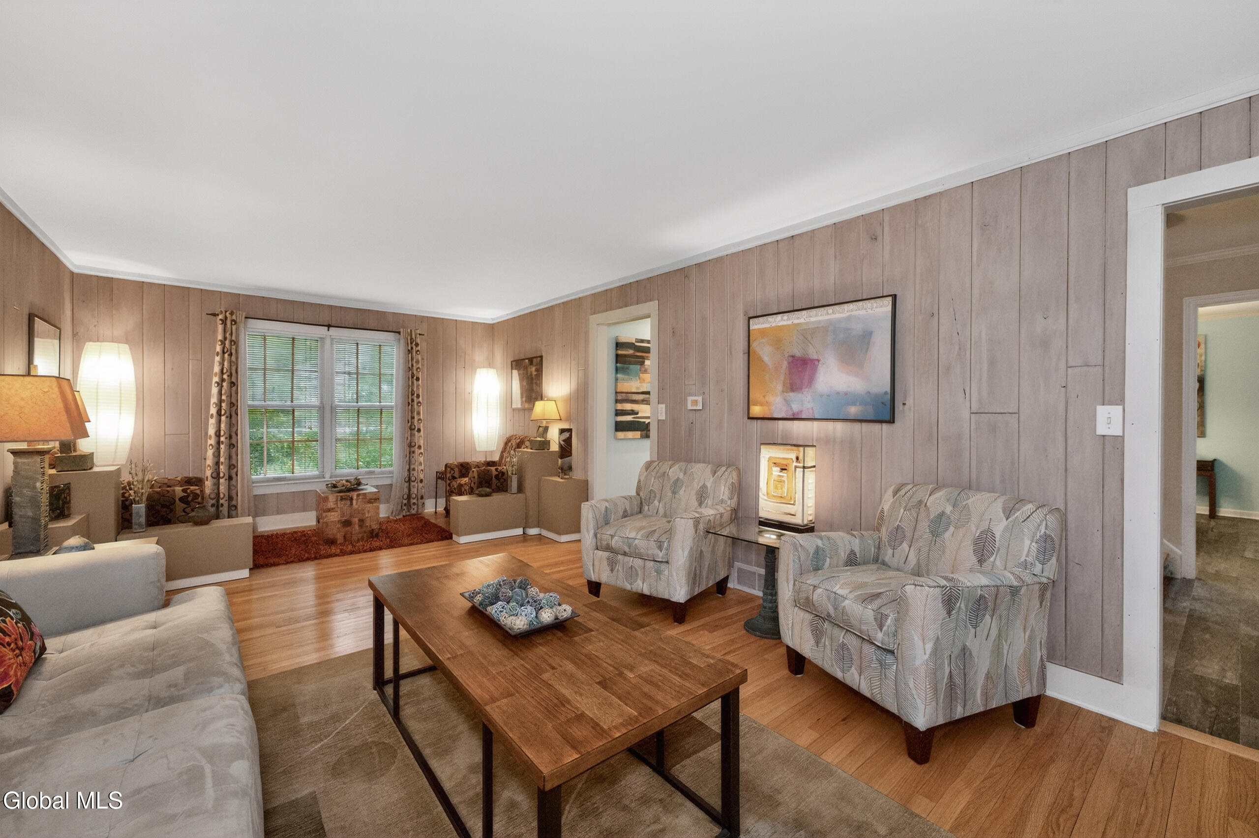 36 Carriage Road Bethlehem, NY 12054 - Photo 12 of 49 2 Livingroom 5