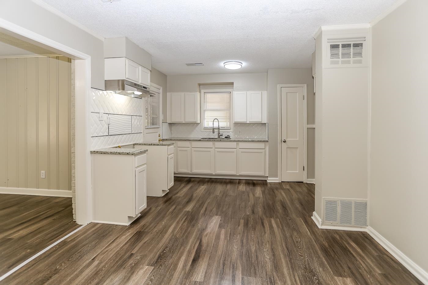 1434 Dearing Road Memphis, TN 38117 - Photo 5 of 19