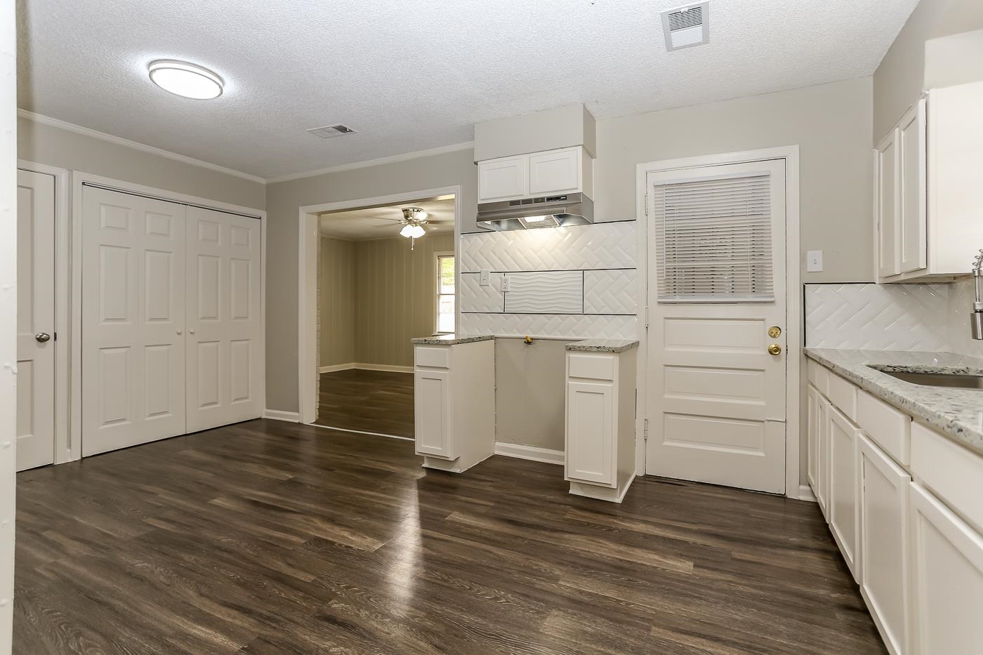 1434 Dearing Road Memphis, TN 38117 - Photo 8 of 19