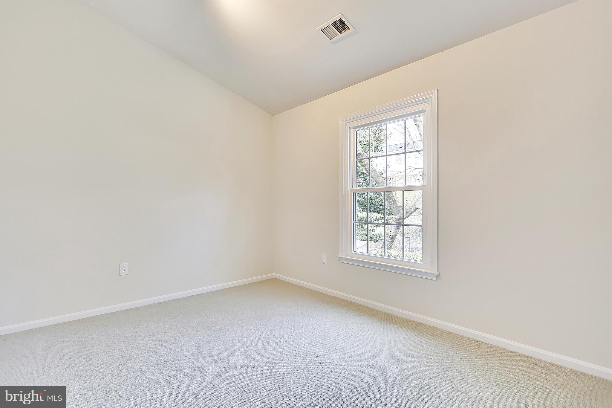 8907 Ellsworth Court Silver Spring, MD 20910 - Photo 22 of 30 Bedroom