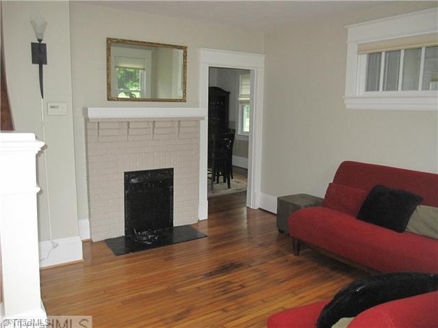 409 Parkway High Point High Point, NC 27262 - Photo 6 of 15 Living Room.