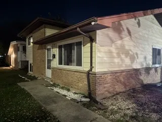 $144,000 | 108 Algonquin Street, Park Forest, IL 60466