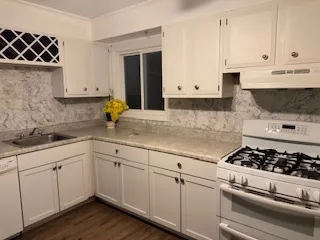 $144,000 | 108 Algonquin Street, Park Forest, IL 60466