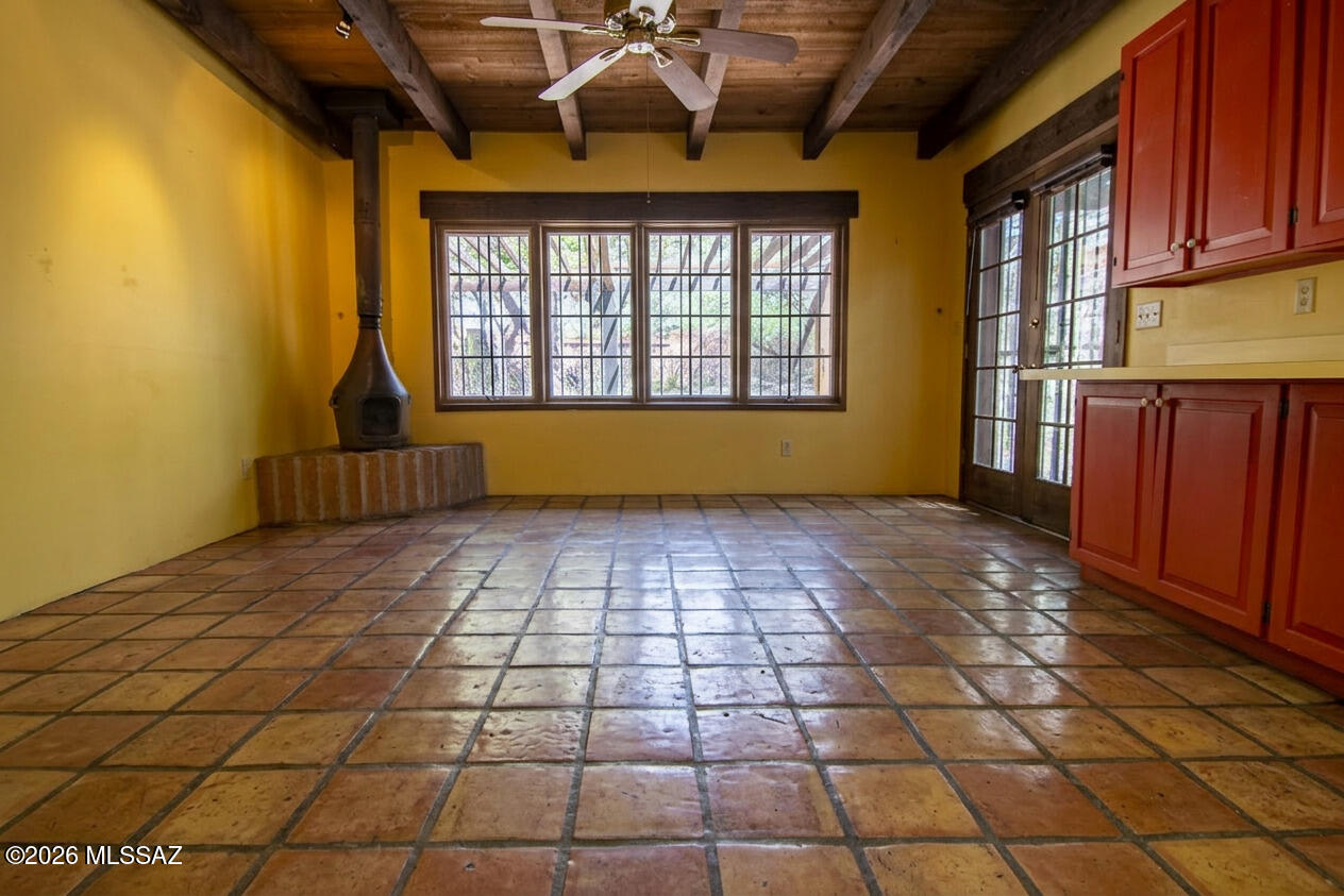 4130 East River Road Tucson, AZ 85718 - Photo 9 of 46 a view of an empty room with a window
