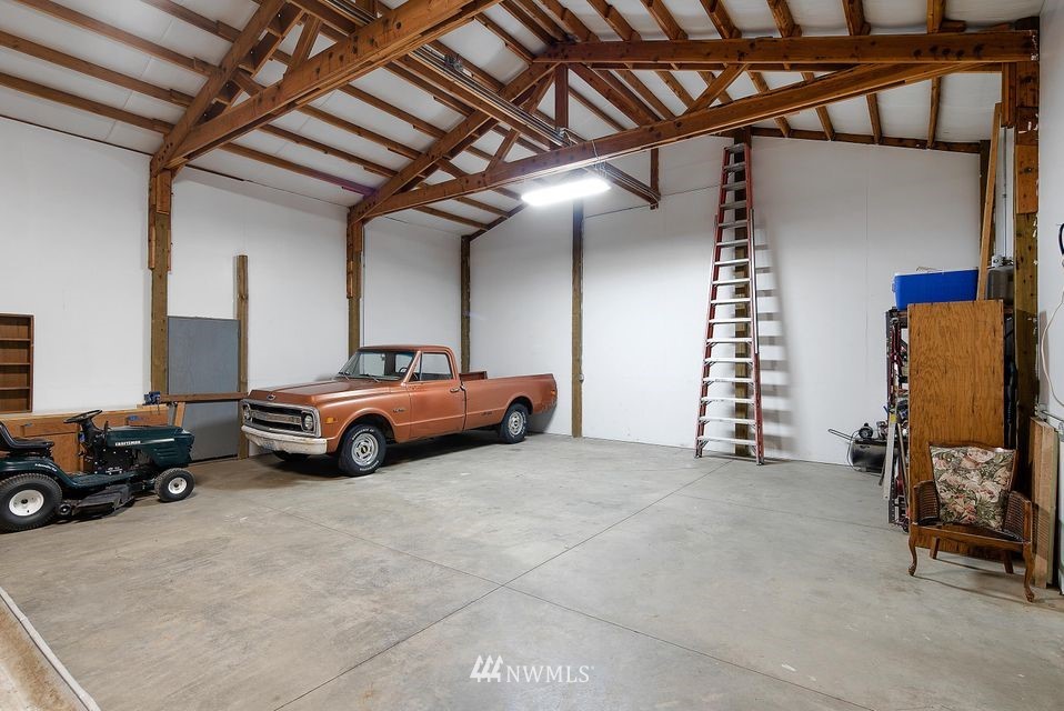 5696 Weaver Road Deer Park, WA 99006 - Photo 3 of 10 Gallery Image 3