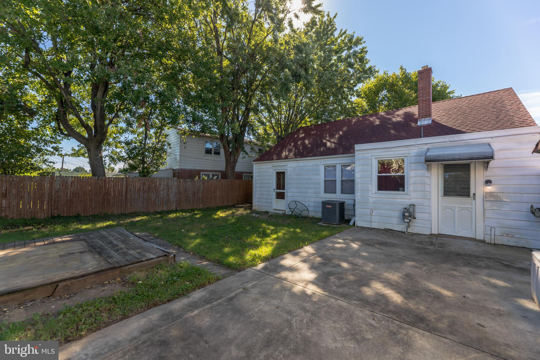 9214 Horatio Road Philadelphia, PA 19114 - Photo 24 of 27 Gallery Image 24