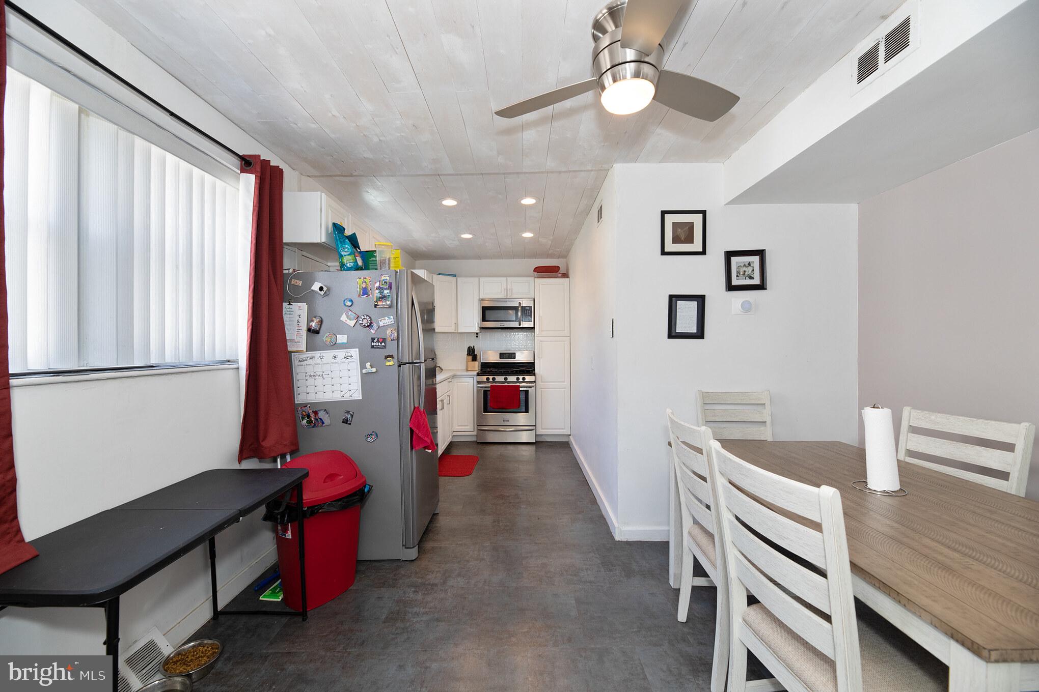 9214 Horatio Road Philadelphia, PA 19114 - Photo 6 of 27 Gallery Image 6