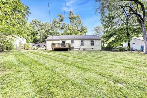 $280,000 | 5709 West 70th Terrace, Overland Park, KS 66204