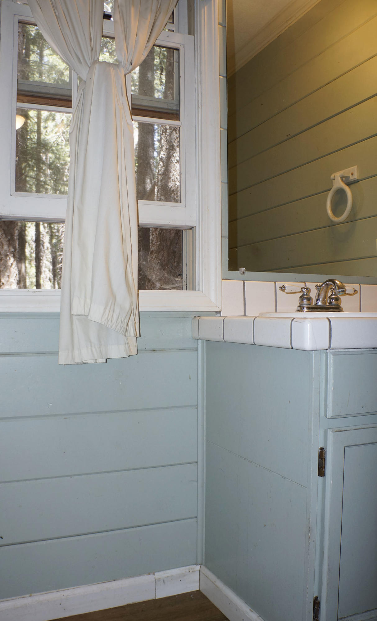 9441 Thatcher Mill Road Shingletown, CA 96088 - Photo 31 of 34 Downstairs Bathroom