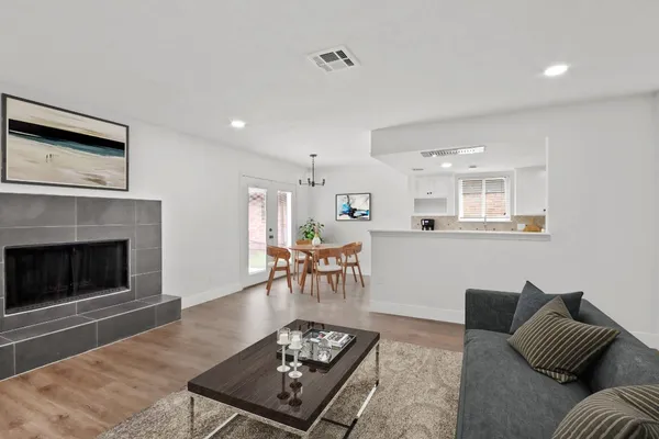 $2,250 | 14527 Duncannon Drive, Houston, TX 77015