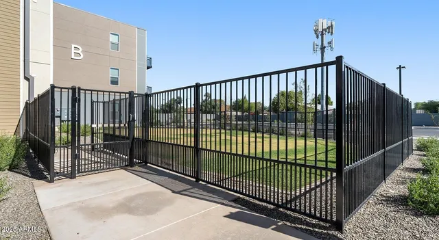 $1,174 | 6025 West Thomas Road, Unit ST, Phoenix, AZ 85033