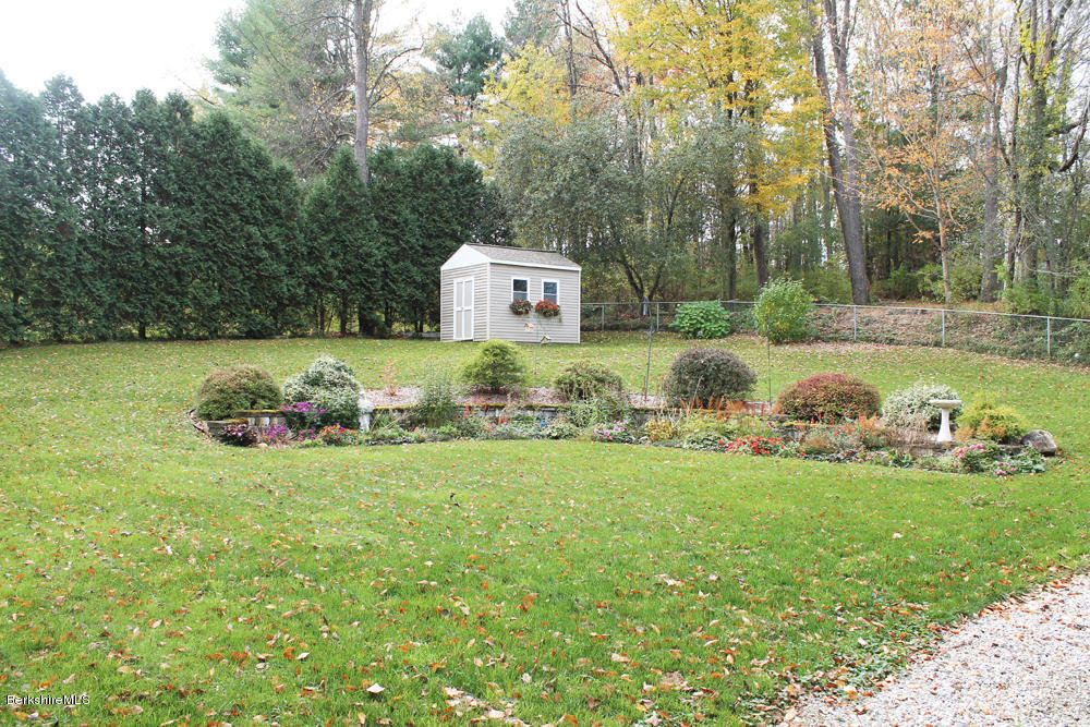 65 Cadwell Road Pittsfield, MA 01201 - Photo 34 of 40 IMG_2609