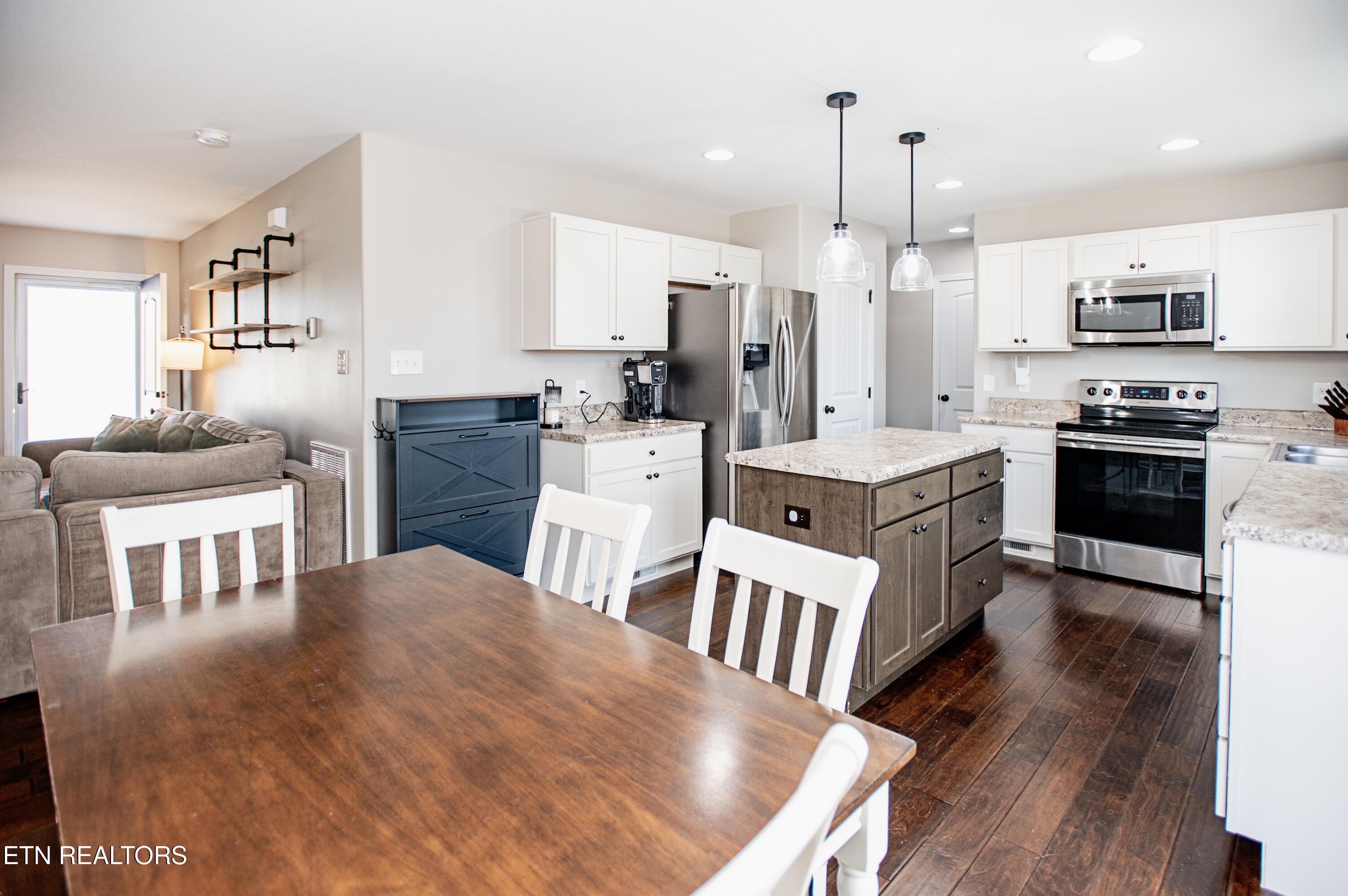 3405 Boulder Point Lane Powell, TN 37849 - Photo 6 of 31 Dining View 2