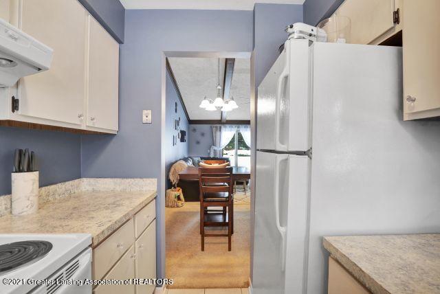 5852 Okemos Road, Unit 2 Haslett, MI 48840 - Photo 9 of 28 9I3A6094