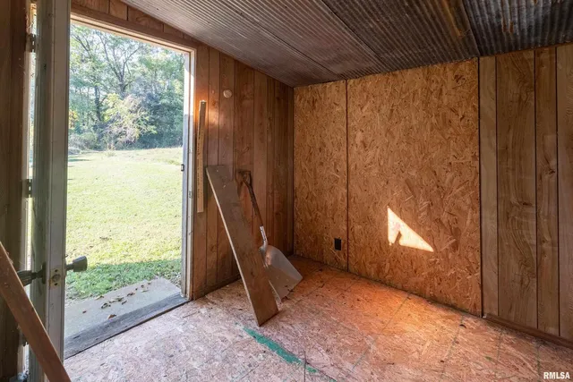 $978,000 | 19168 County Line Road, Jonesboro, IL 62952