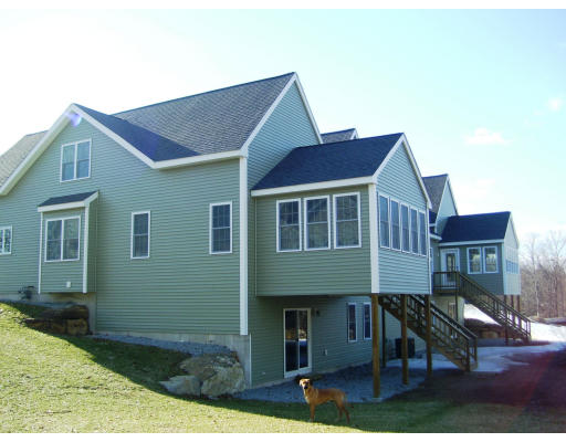 1092 Hill Road, Unit 1 Boxborough, MA 01719 - Photo 3 of 14 Gallery Image 3