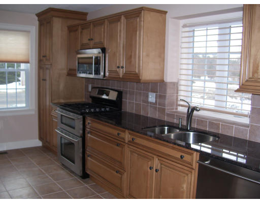 1092 Hill Road, Unit 1 Boxborough, MA 01719 - Photo 5 of 14 Gallery Image 5