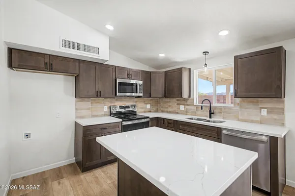 $359,000 | 7921 North Paul Revere Place, Tucson, AZ 85741