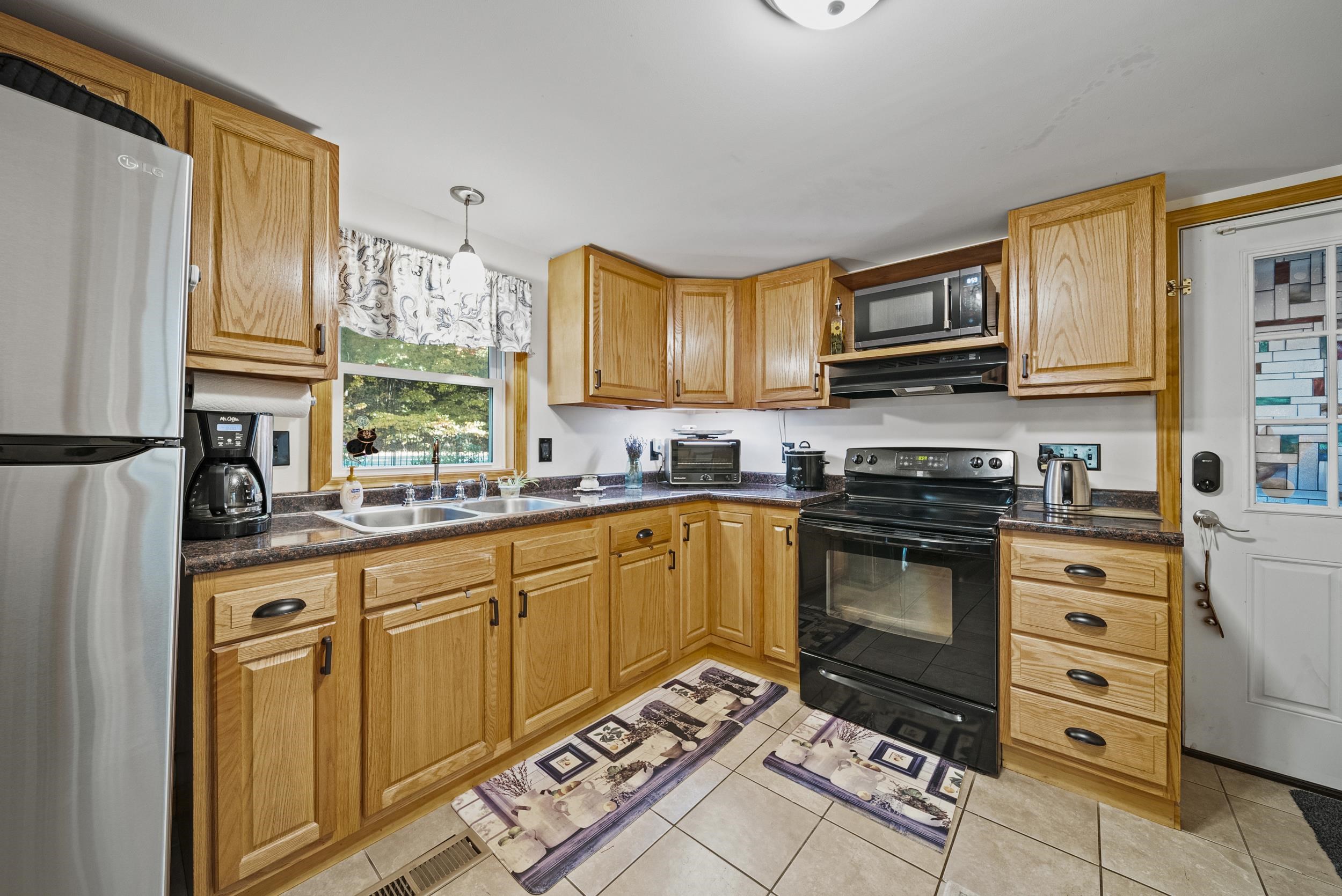 12 Hoit Road Concord, NH 03301 - Photo 29 of 33