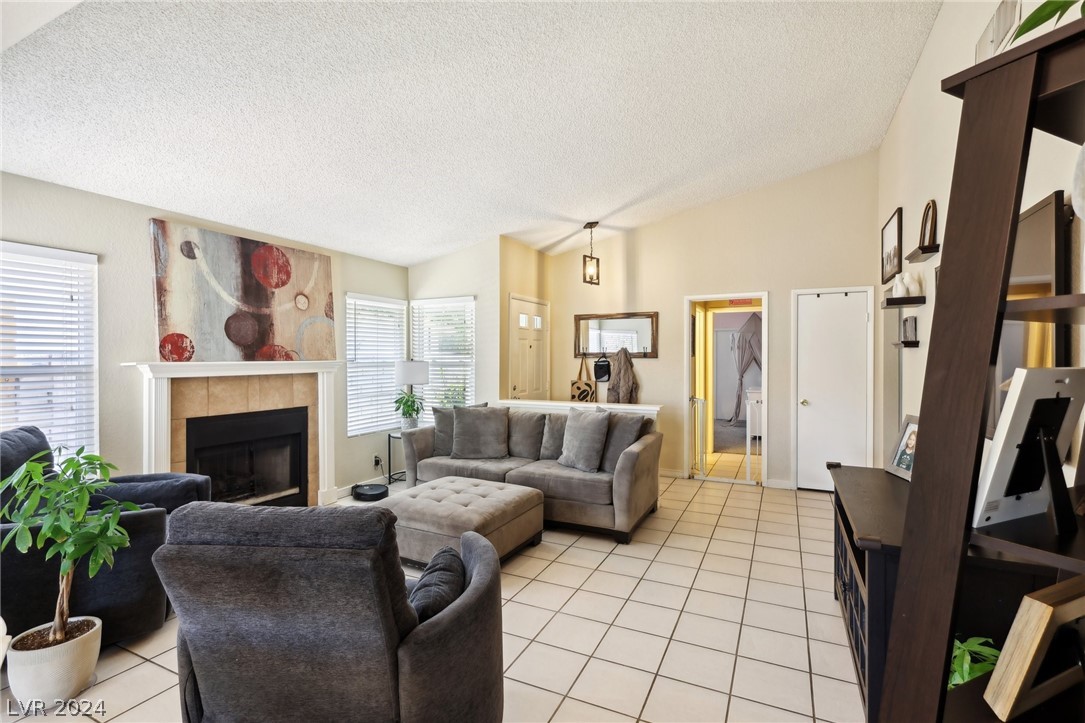 8524 Landsdale Road Las Vegas, NV 89123 - Photo 7 of 37