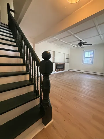 $2,250 | 161 Cliff Street, Norwich, CT 06360