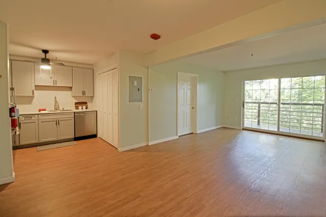 $2,750 | 285 Hildred Drive, Unit 285, Burlington, VT 05401