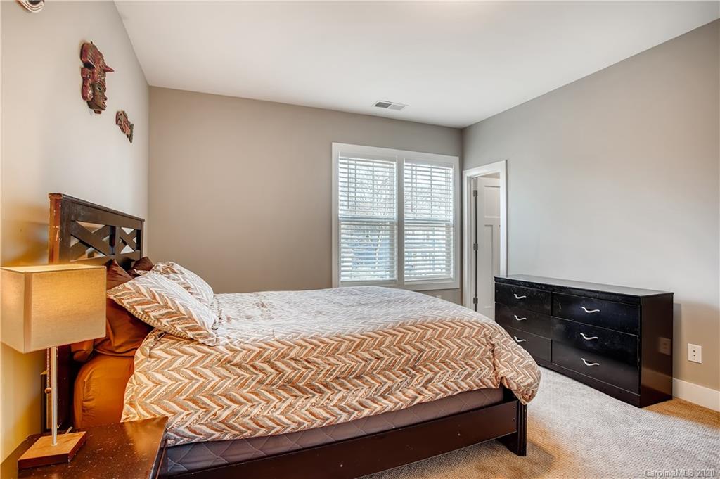5232 Valley Stream Road Charlotte, NC 28209 - Photo 18 of 28 Gallery Image 18