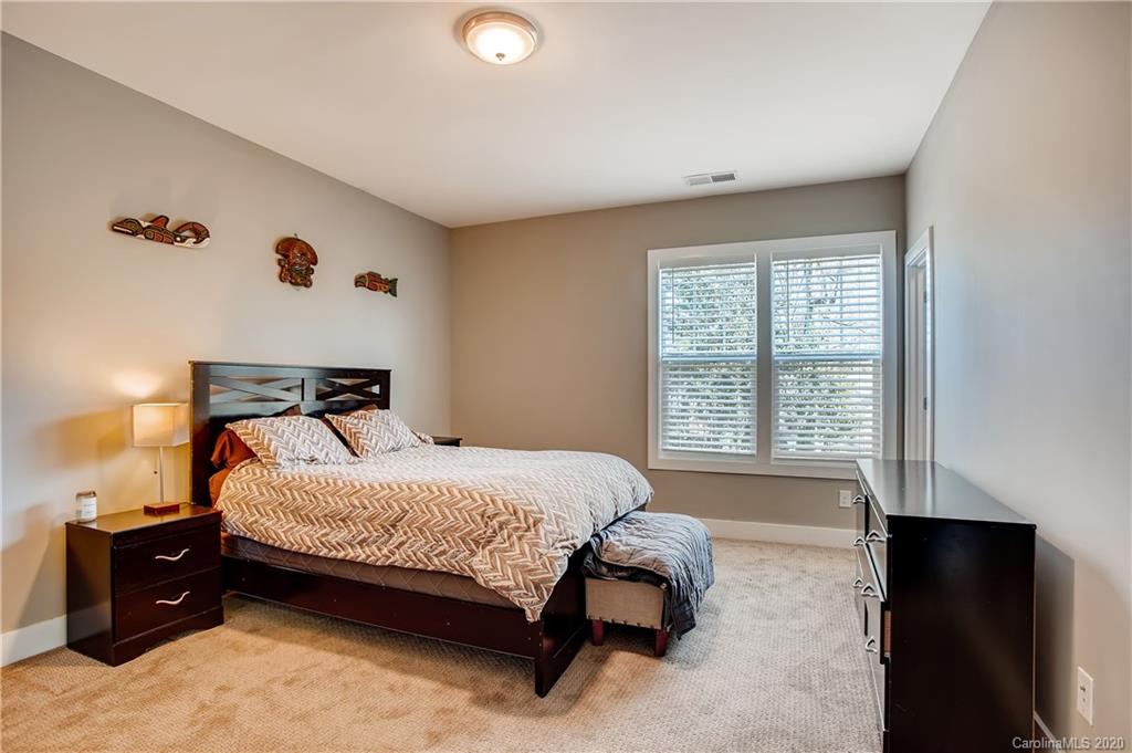 5232 Valley Stream Road Charlotte, NC 28209 - Photo 19 of 28 Gallery Image 19