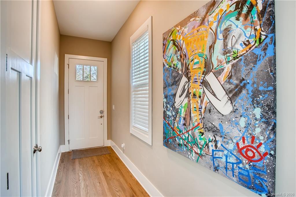 5232 Valley Stream Road Charlotte, NC 28209 - Photo 3 of 28 Gallery Image 3