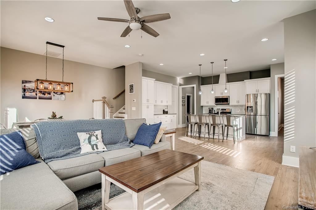 5232 Valley Stream Road Charlotte, NC 28209 - Photo 6 of 28 Gallery Image 6