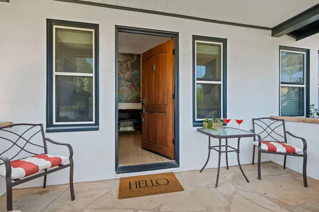 a view of a interior of the house