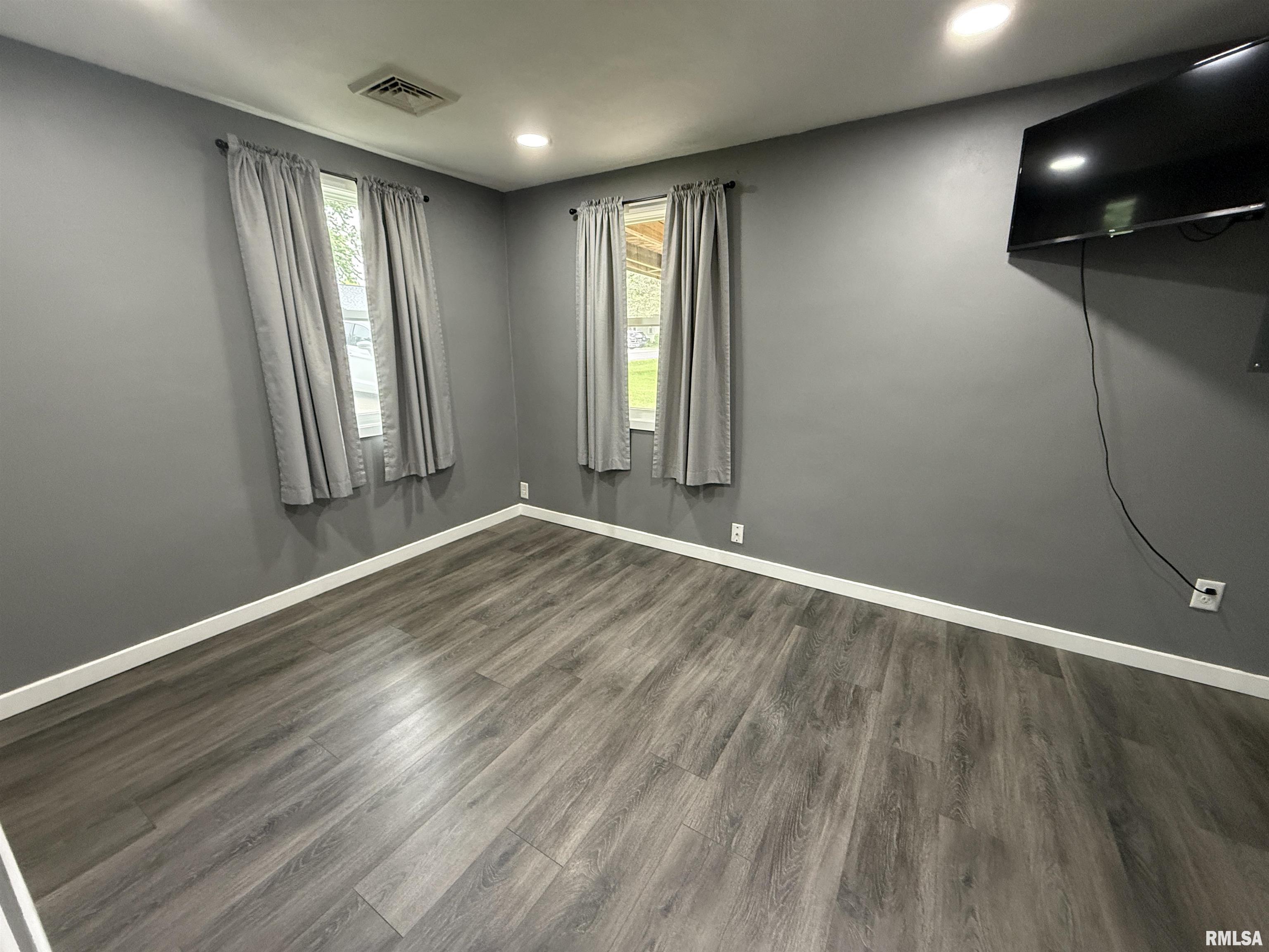 502 Hope Street Washington, IL 61571 - Photo 5 of 19