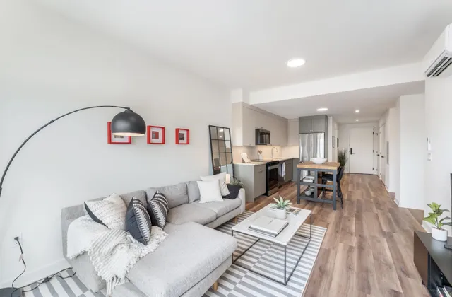 $2,800 | 857 Communipaw Avenue, Unit 208, Jersey City, NJ 07304