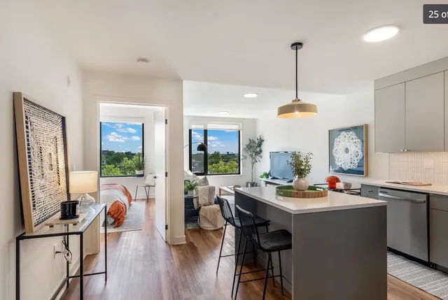 $2,800 | 857 Communipaw Avenue, Unit 208, Jersey City, NJ 07304