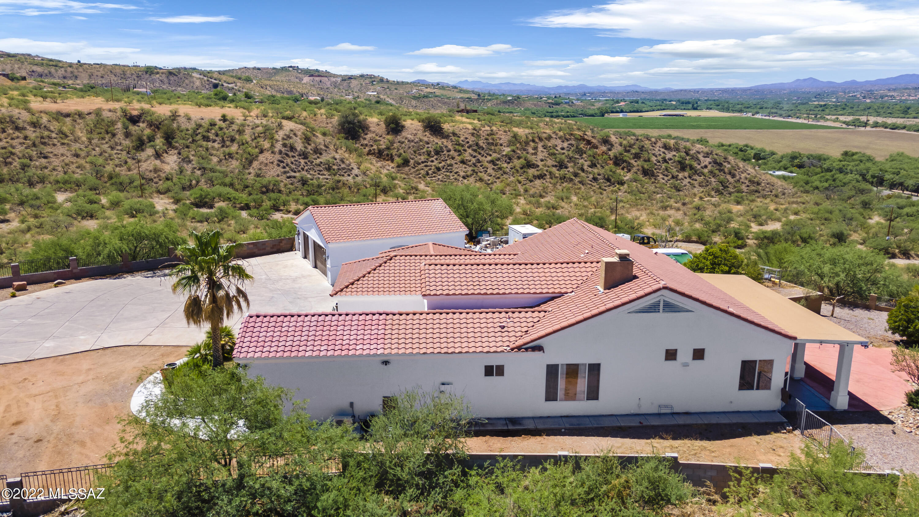 235 Circulo Cerro, Unit 8&9 Rio Rico, AZ 85648 - Photo 9 of 42