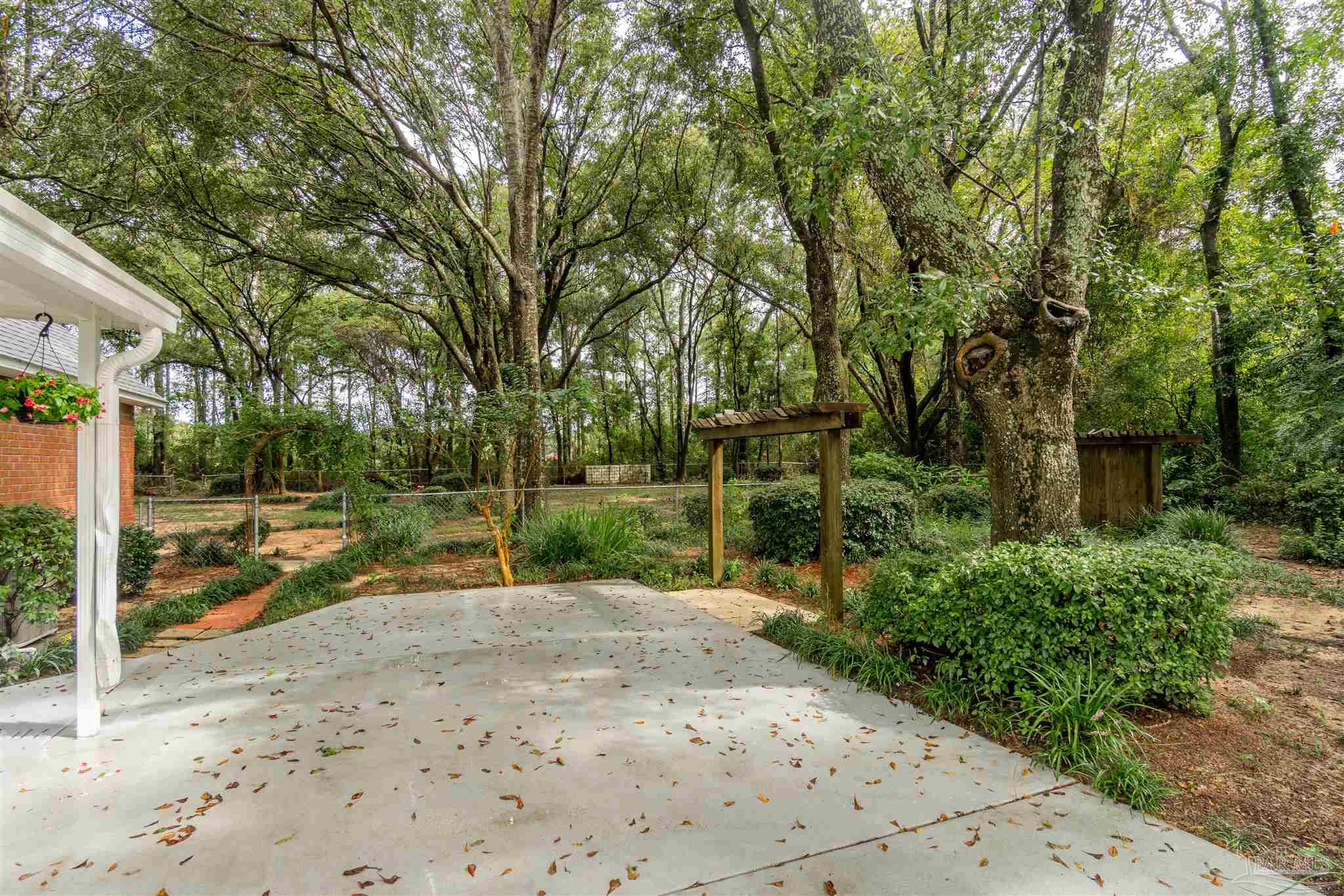 5948 Loop Road Pace, FL 32571 - Photo 5 of 49