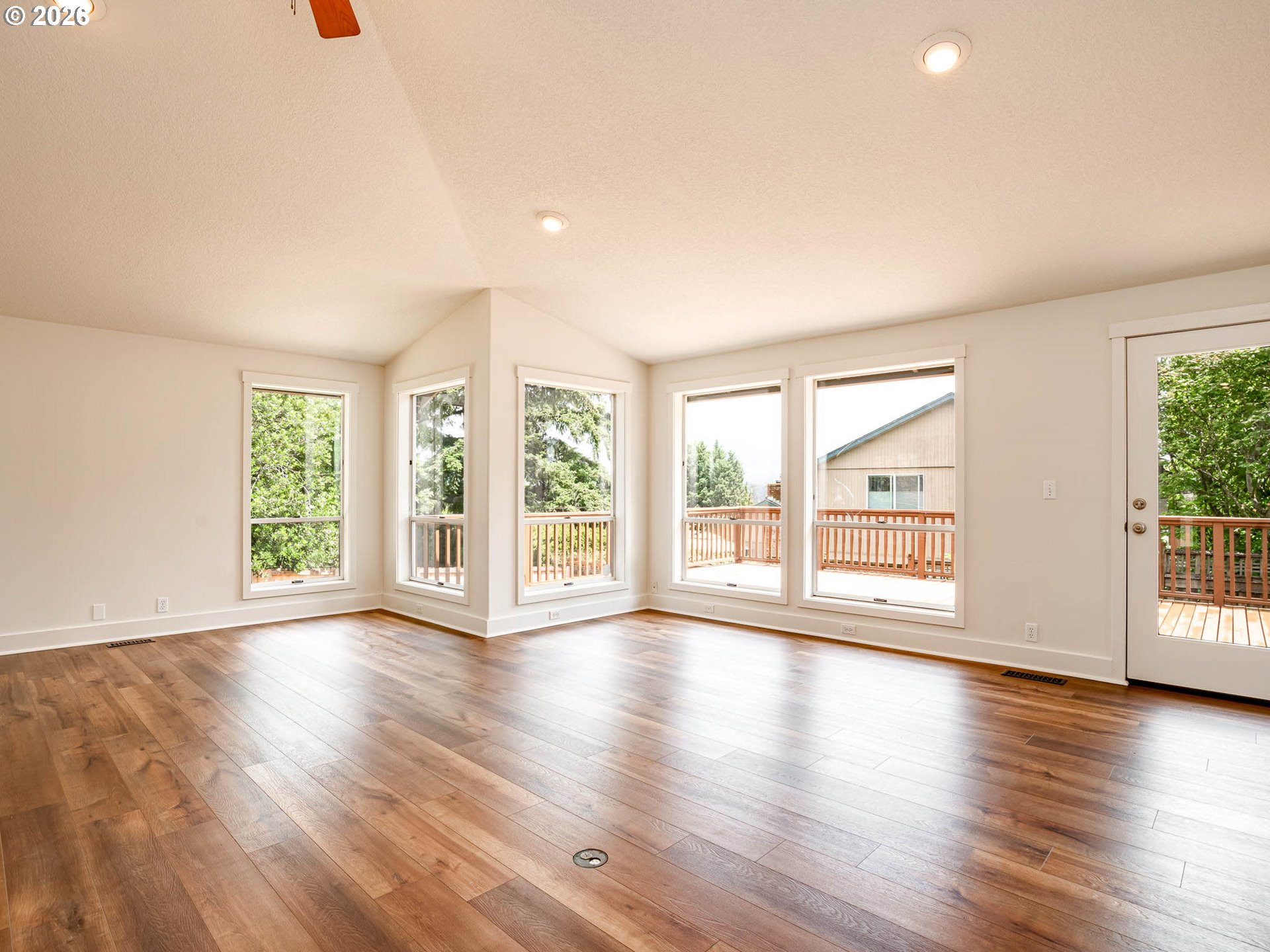 2850 Northwest Logan Street Camas, WA 98607 - Photo 15 of 45